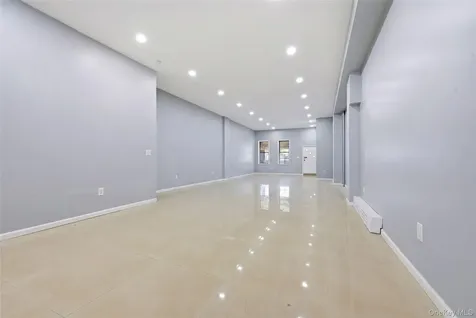 21536 Hillside Avenue Queens Village NY 11427
