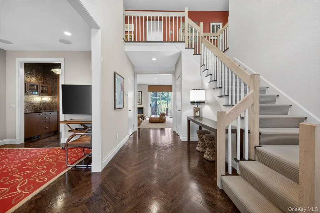 9 Easthaven Lane White Plains NY 10605