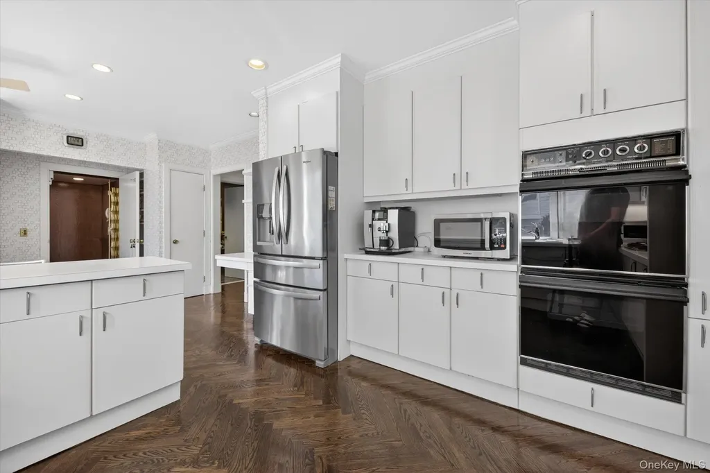 9 Easthaven Lane White Plains NY 10605