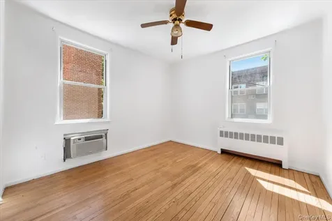 708 Palmer Court Mamaroneck NY 10543