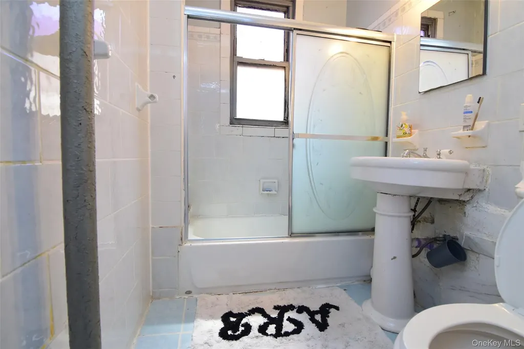 4222 Edson Avenue Bronx NY 10466