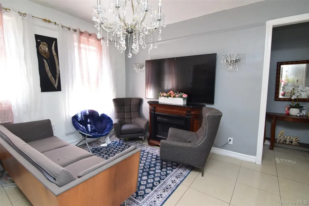 4222 Edson Avenue Bronx NY 10466