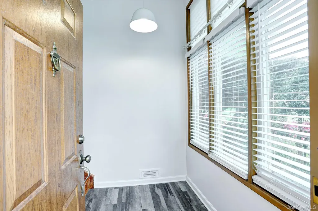 34 E Allison Avenue Pearl River NY 10965