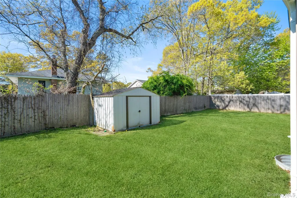 82 Robinwood Drive Mastic Beach NY 11951