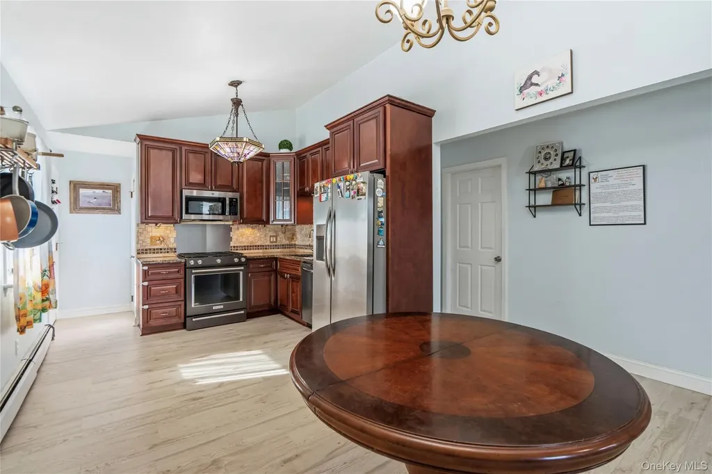 82 Robinwood Drive Mastic Beach NY 11951
