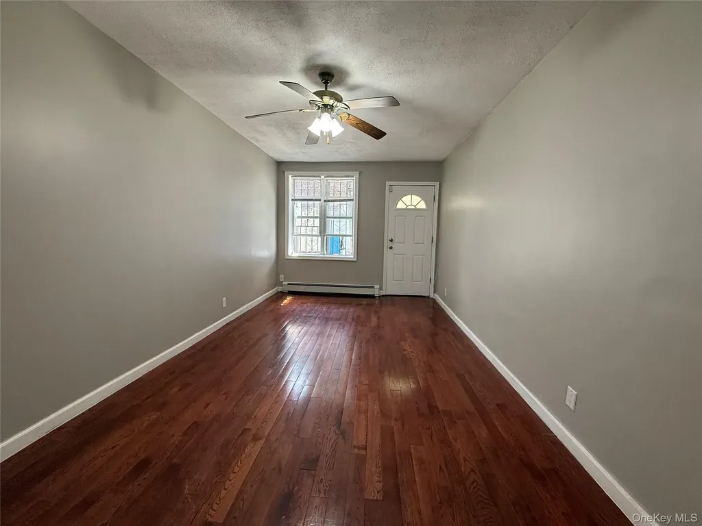 10106 Avenue K Brooklyn NY 11236