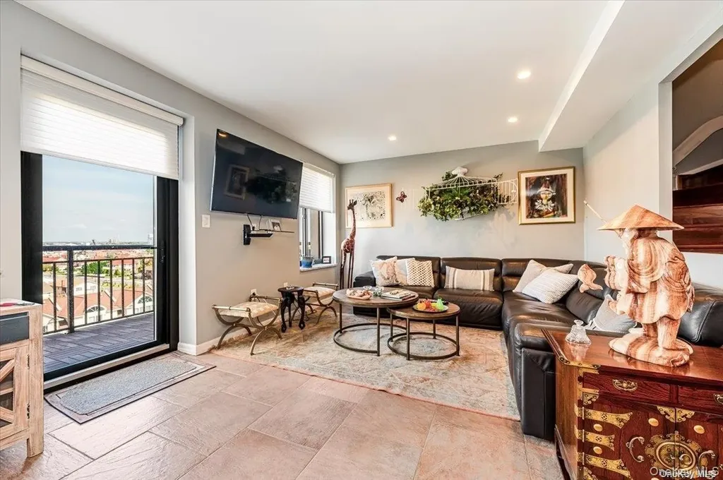 100 W Broadway Long Beach NY 11561