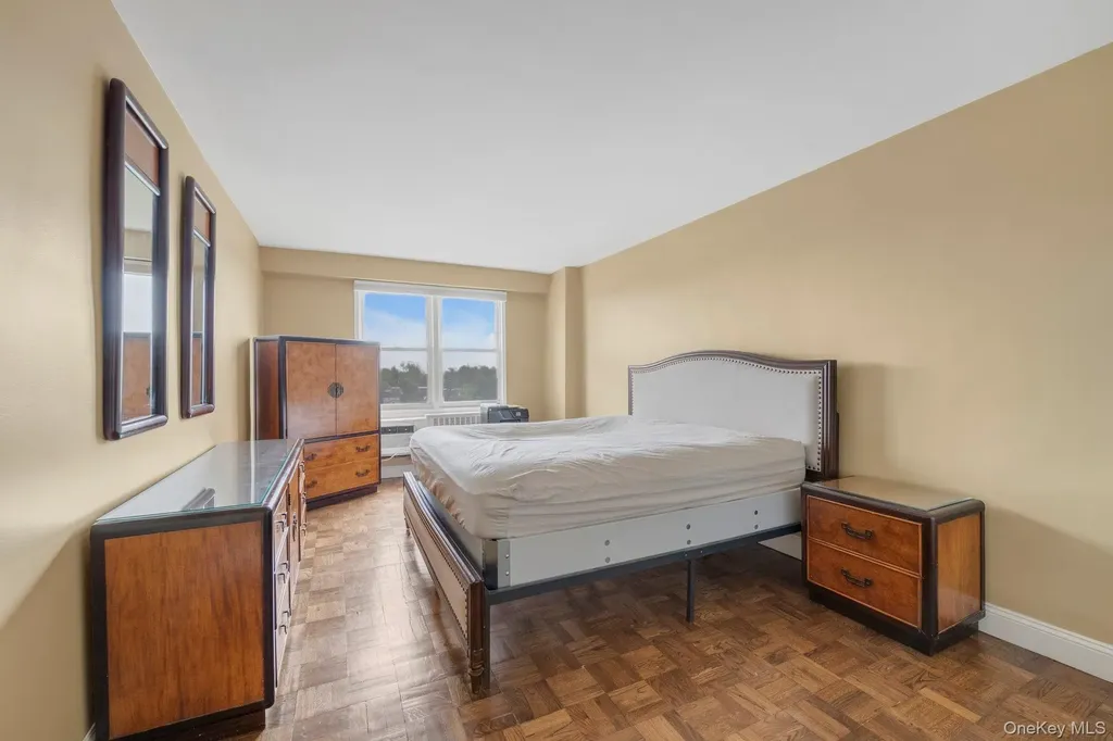 1841 Central Park Avenue Yonkers NY 10103