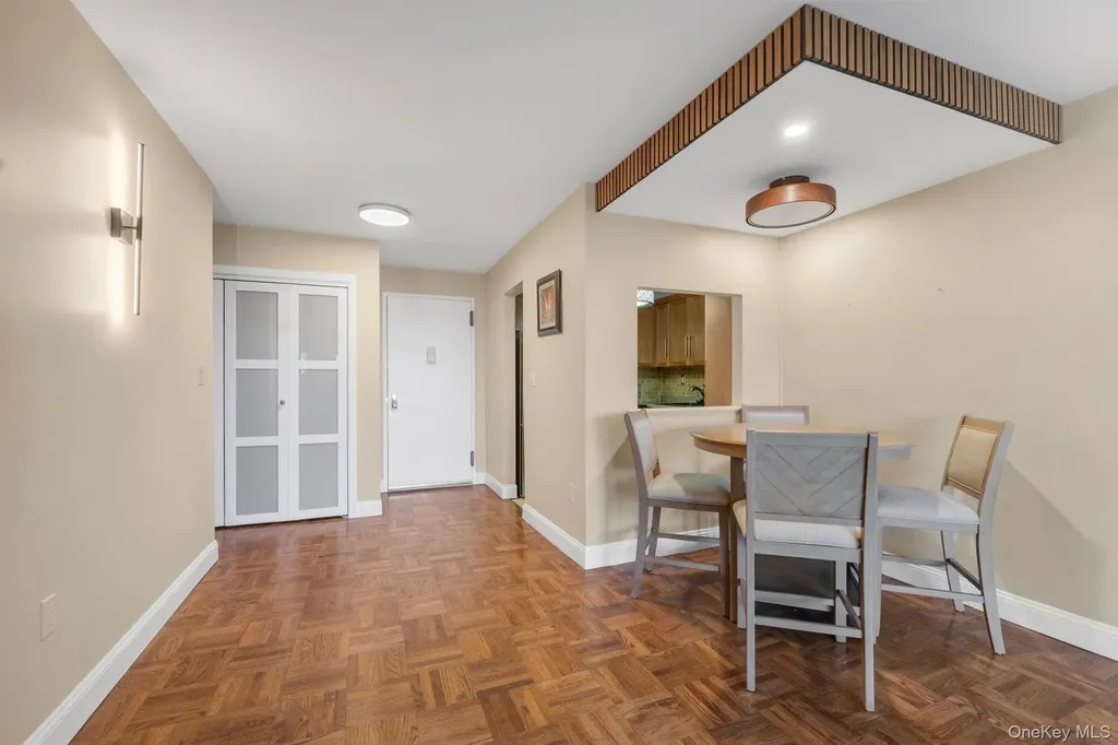 1841 Central Park Avenue Yonkers NY 10103
