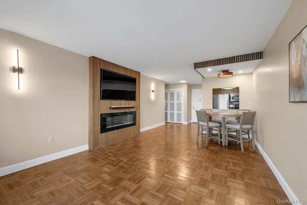 1841 Central Park Avenue Yonkers NY 10103