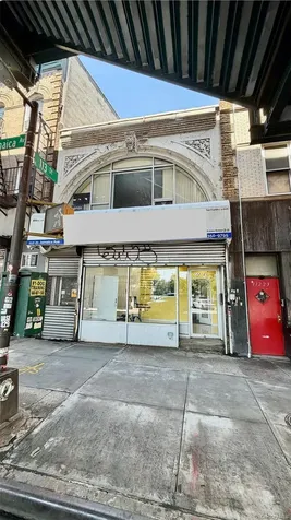 11221 Jamaica Avenue Richmond Hill NY 11418