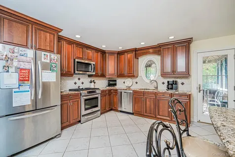 29 S Drum Street Staten Island NY 10309