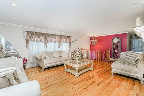 29 S Drum Street Staten Island NY 10309