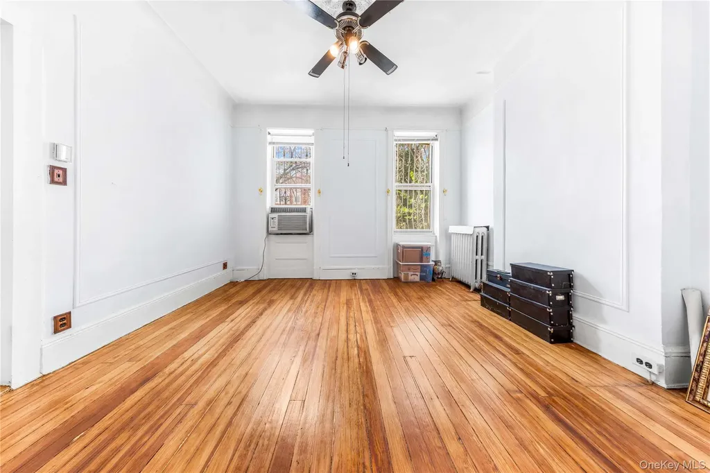 3217 46th Street Astoria NY 11103