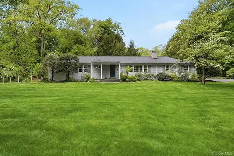 4 Loop Road Bedford NY 10506