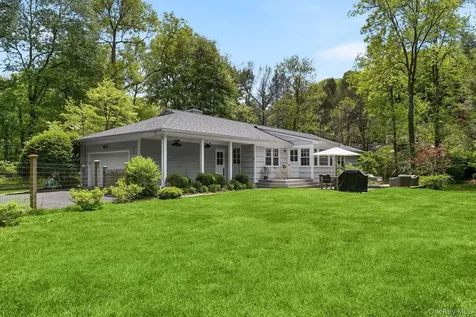 4 Loop Road Bedford NY 10506