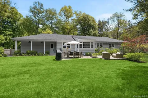 4 Loop Road Bedford NY 10506
