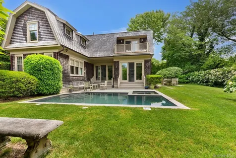 1 Palma Terrace East Hampton NY 11937