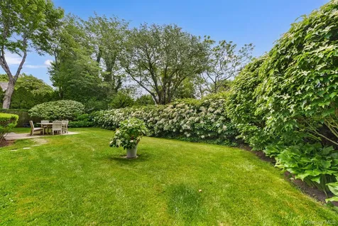 1 Palma Terrace East Hampton NY 11937