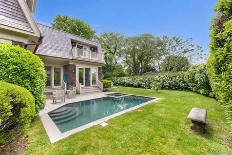 1 Palma Terrace East Hampton NY 11937