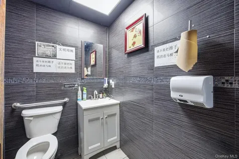 13621 41st Avenue Flushing NY 11355