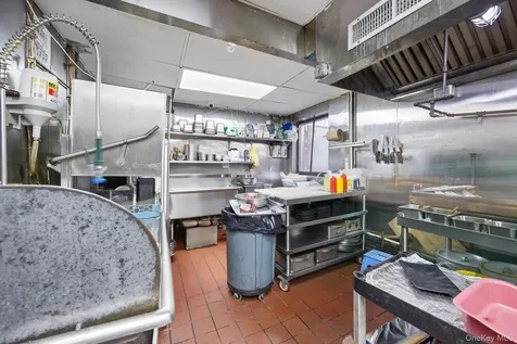 13621 41st Avenue Flushing NY 11355