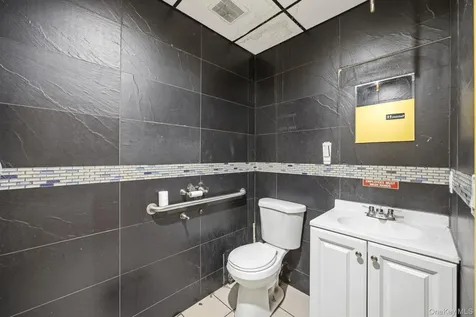 13621 41st Avenue Flushing NY 11355