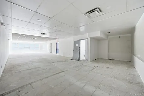13621 41st Avenue Flushing NY 11355