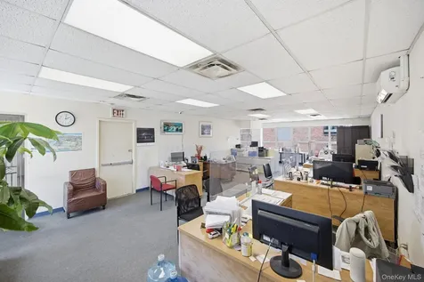 13621 41st Avenue Flushing NY 11355