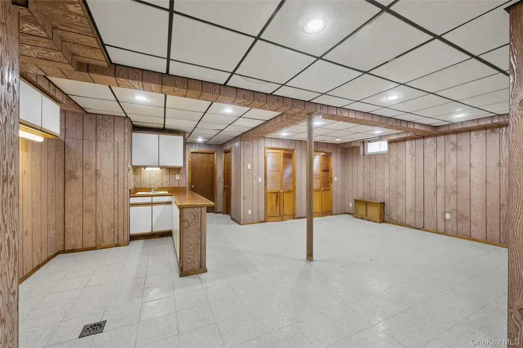 80-14 Bell Boulevard Hollis Hills NY 11427