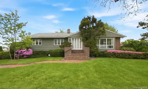 55 Hampton Oval New Rochelle NY 10805