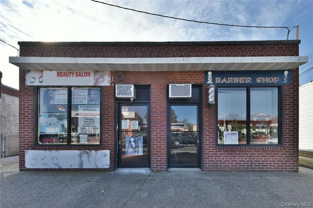 542 East Meadow Hempstead NY 11554