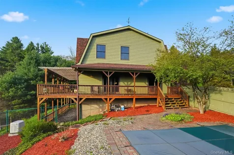 110 German Hill Road Shohola PA 18458