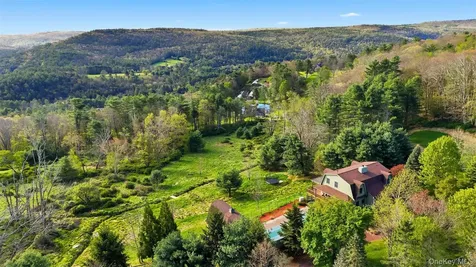 110 German Hill Road Shohola PA 18458