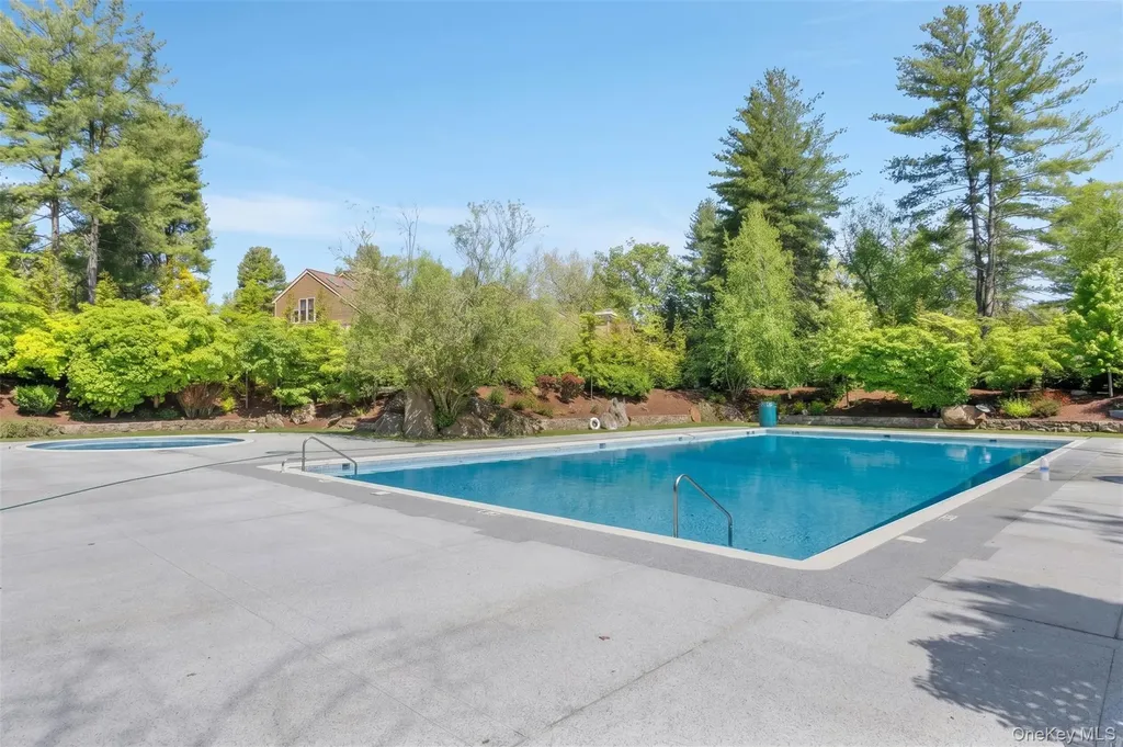 102 Boulder Ridge Road Scarsdale NY 10583