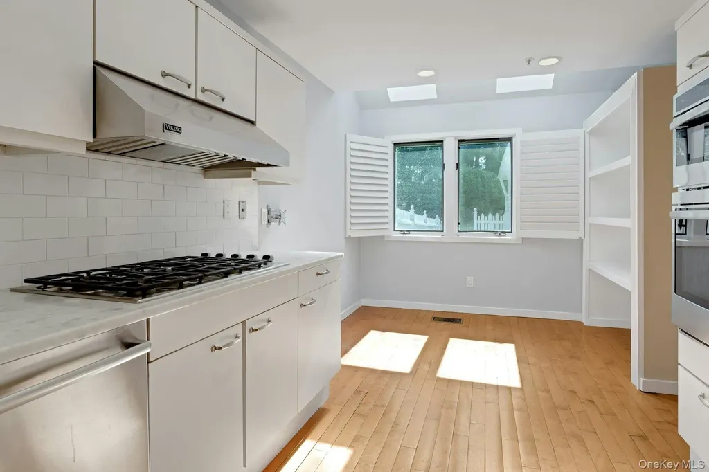102 Boulder Ridge Road Scarsdale NY 10583
