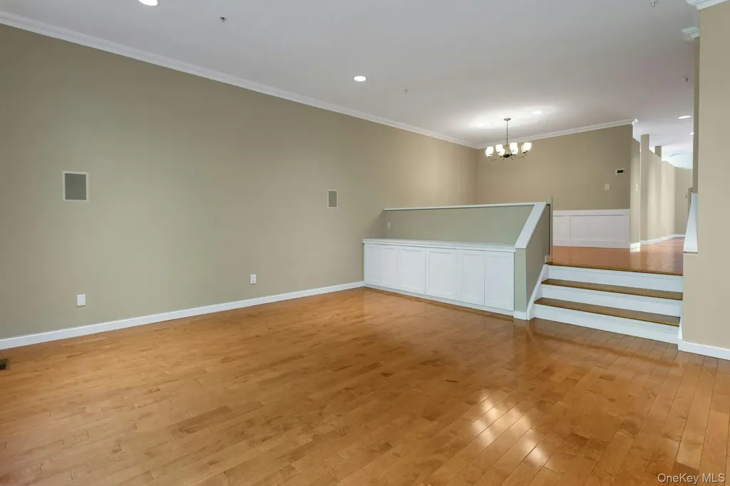 102 Boulder Ridge Road Scarsdale NY 10583