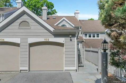 102 Boulder Ridge Road Scarsdale NY 10583
