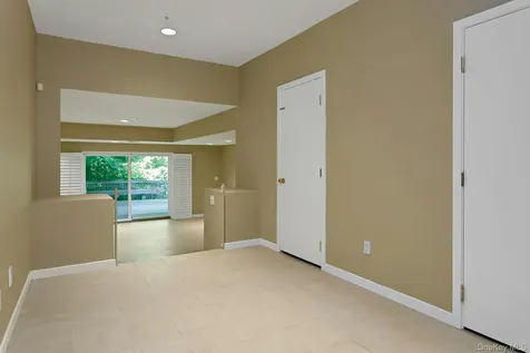 102 Boulder Ridge Road Scarsdale NY 10583