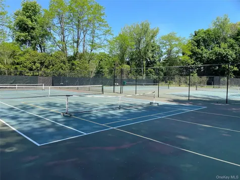102 Boulder Ridge Road Scarsdale NY 10583
