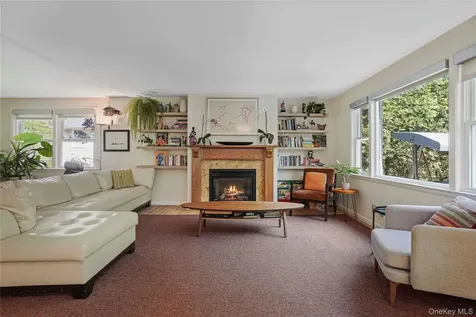 97 Hanson Lane New Rochelle NY 10804