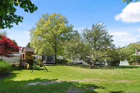 97 Hanson Lane New Rochelle NY 10804