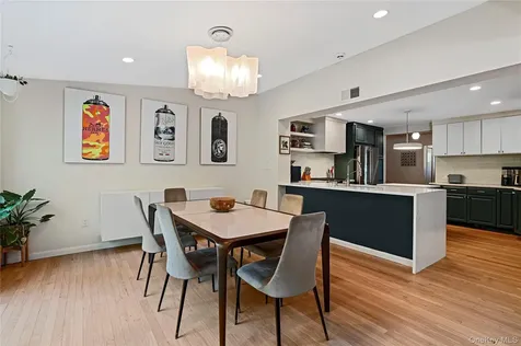 97 Hanson Lane New Rochelle NY 10804