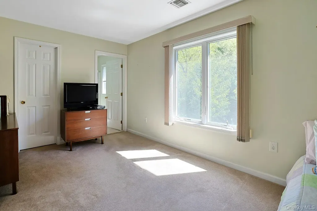 61 Leif Boulevard Congers NY 10920