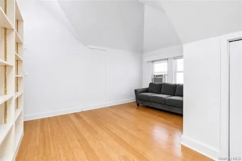 84-21 Beverly Road Kew Gardens NY 11415