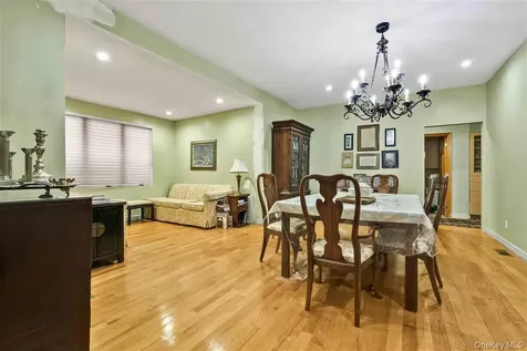 84-21 Beverly Road Kew Gardens NY 11415