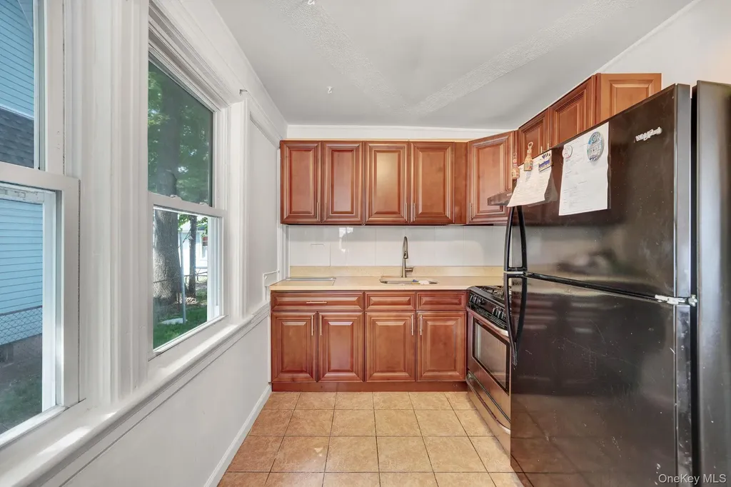 295 Washington Street Hempstead NY 11550