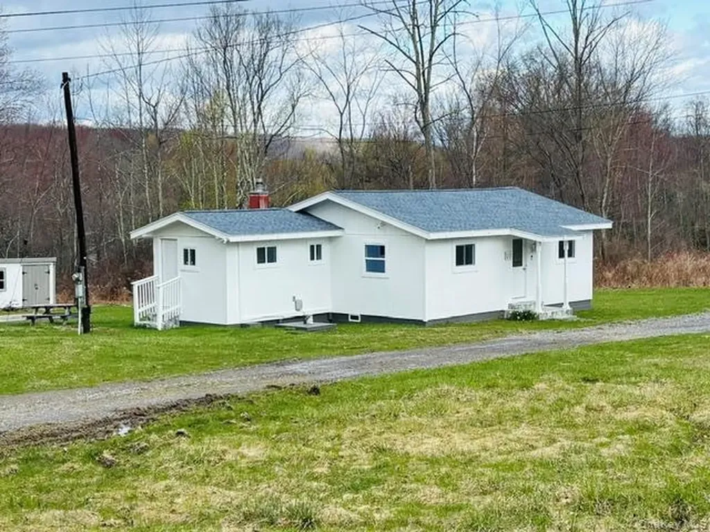 280 Hall Hill Road Ancram NY 12502
