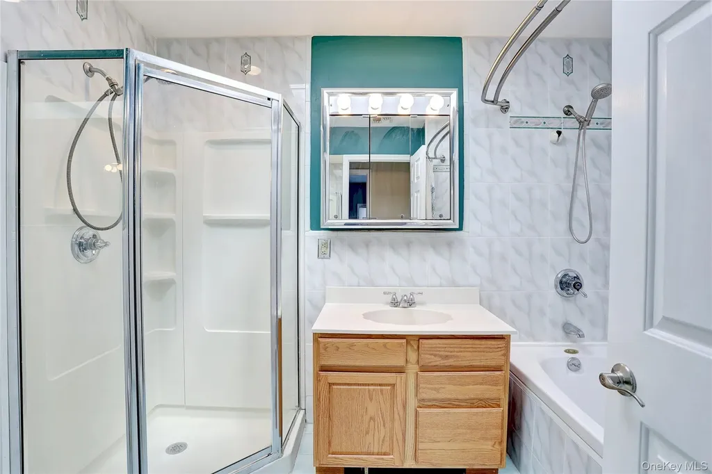 8 Wenzel Lane Stony Point NY 10980