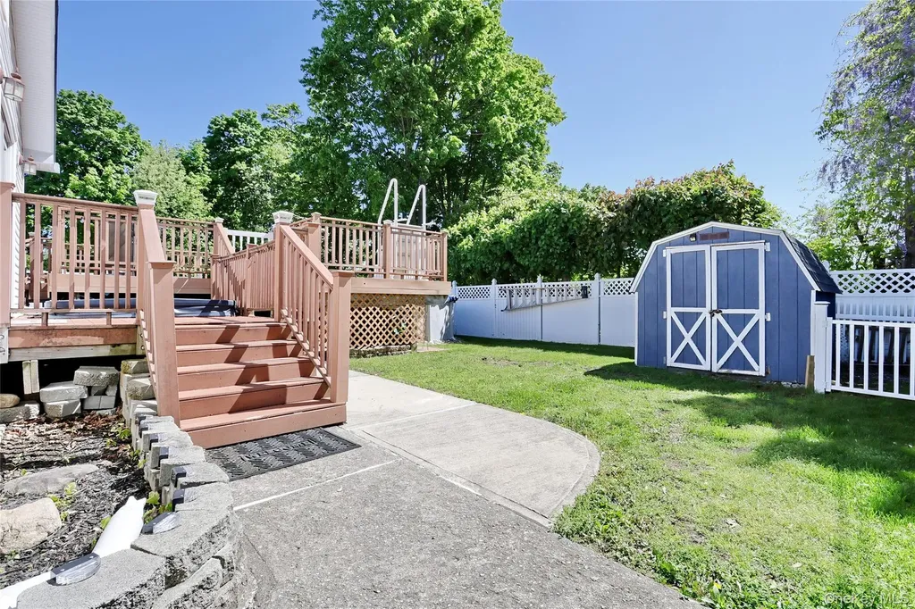8 Wenzel Lane Stony Point NY 10980